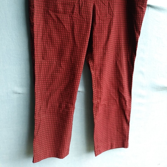 Zac & Rachel Women's Size 16 Burgundy Houndstooth Pants - Picture 2 of 5